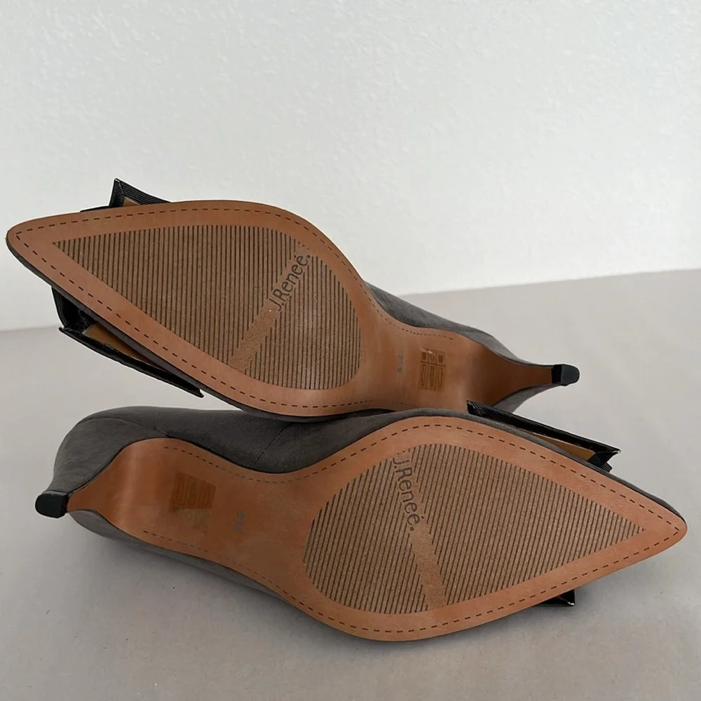 J. Renee Idrease Pump Gray Suede size 8 - Picture 7 of 13